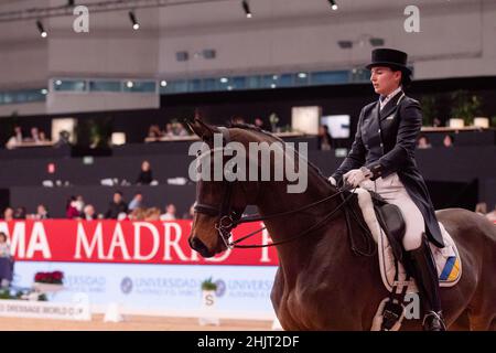 Inna Logotenkova (UKR) et Fleraro (DWB) lors de la coupe du monde de la FEI de Longines le 29 2019 novembre à la semaine du cheval de Madrid, Espagne Banque D'Images