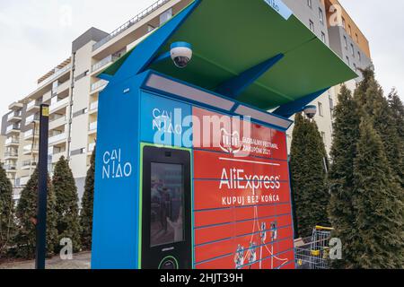 Casier à colis AliExpress à Varsovie, capitale de la Pologne Banque D'Images