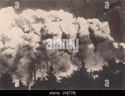 Tremblement de terre du Japon 1923: Cumulo-nimbus qui est apparu dans le ciel au-dessus de Tokyo le 1 septembre- Une vue prise de la partie nord de la ville Banque D'Images