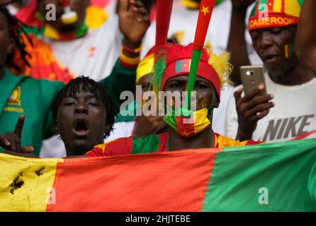 Douala, Cameroun, 29 janvier 2022: Fans au Cameroun contre la Gambie, coupe d'Afrique des Nations au stade de Japoma.Prix Kim/CSM. Banque D'Images