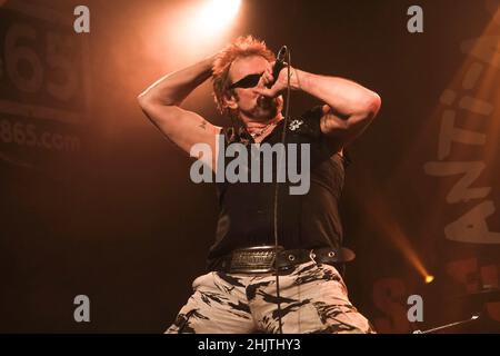 Southampton, Royaume-Uni.30th janvier 2022.Le chanteur Nick Culmer, plus connu sous son nom de scène Animal, du groupe punk anglais anti-nowhere League, se produit en direct sur scène sur le site 1865 de Southampton.Crédit : SOPA Images Limited/Alamy Live News Banque D'Images