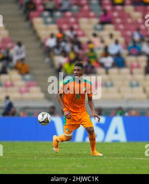 Douala, Cameroun, 16 janvier 2022: Simon Deli de Côte d'Ivoire pendant la Sierra Leone contre Côte d'Ivoire - coupe des nations d'Afrique au stade de Japoma.Prix Kim/CSM. Banque D'Images