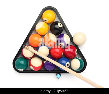 Boules de billard en triangle et repère sur fond blanc Banque D'Images