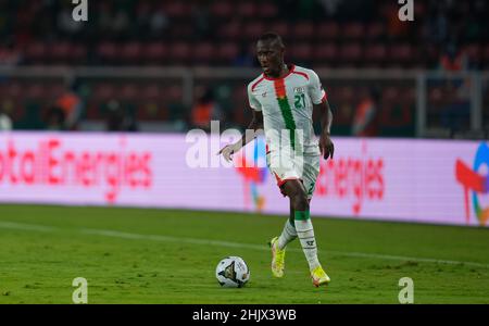 Yaoundé, Cameroun, 9 janvier 2022 : Cyrille Bayala du Burkina Faso pendant le Cameroun contre Burkina Faso - coupe des nations d'Afrique au stade Paul Biya.Prix Kim/CSM. Banque D'Images