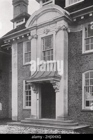 'The Chase,' Churt, près de Farnham : détail du front d'entrée. Surrey. Harold Falkner, architecte (1908) Banque D'Images