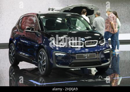 Barcelone, Espagne - 7 octobre 2021 : BMW i3 présentée à l'automobile Barcelona 2021 à Barcelone, Espagne. Banque D'Images