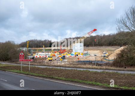 HS2 chantier à Little Missenden, Buckinghamshire, adjacent au A413.HS2/Align construit un arbre d'évent pour accéder au tunnel sous les Chilterns Banque D'Images