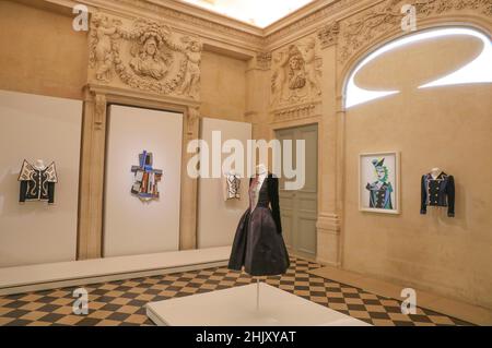 YVES SAINT LAURENT AU MUSÉE PICASSO-PARIS Banque D'Images