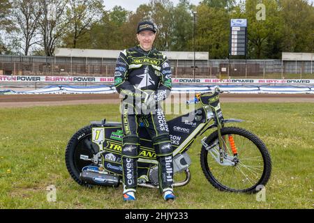 Jason Crump, trois fois champion du monde du circuit de course.Ipswich Witches Speedway, le jour de la presse.14 mai 2021. Banque D'Images