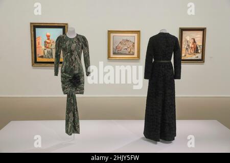 YVES SAINT LAURENT AU MUSÉE D'ART MODERNE DE PARIS Banque D'Images