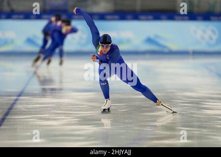 Pékin, Chine.01st févr. 2022.Le patineur de vitesse Team Italia Jeffrey Rosanelli s'entraîne à l'Oval national de patinage de vitesse avant les Jeux Olympiques d'hiver de Beijing 2022 le dimanche 30 janvier 2022.Photo de Paul Hanna/UPI crédit: UPI/Alay Live News Banque D'Images