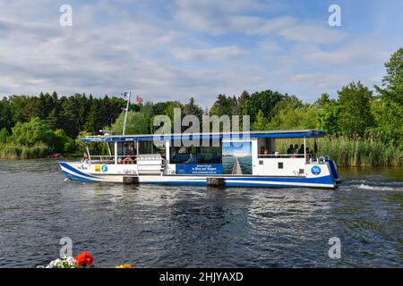 BVG-Fähre, Müggelspree, Neu-Venedig, Rahnsdorf, Treptow-Köpenick, Berlin, Deutschland Banque D'Images