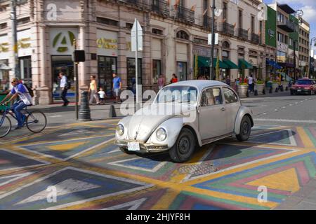 VW Käfer, Altstadt, Aguascalientes, Mexique Banque D'Images