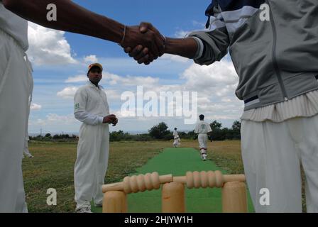 Rome, Italie 04/06/2006: Galicano di Roma, match de cricket entre Bangla Roma et Latina équipe valide pour le championnat de la série B.© Andrea Sabbadini Banque D'Images