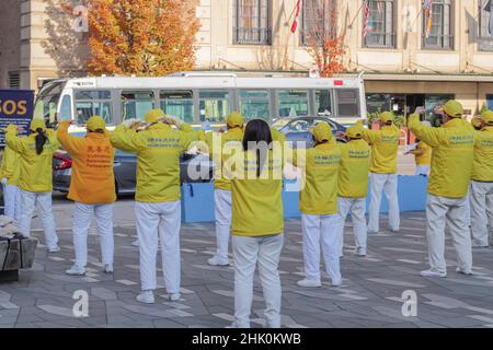 Vancouver, C.-B., Canada-novembre 1,2020.Manifestation pacifique en faveur de Hong Kong.Tenez-vous à Hong Kong.Mise au point sélective, vue sur la rue, voyage Banque D'Images