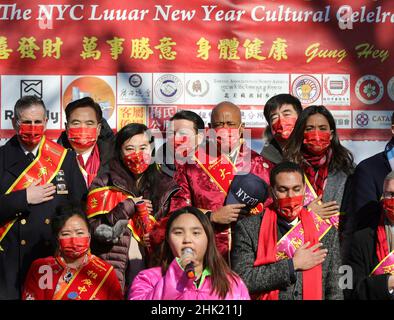 Sara D. Roosevelt Park, New York, États-Unis, 01 février 2022 - le maire de New York, Eric Adams, fait des remarques à l'occasion de la cérémonie du meilleur quartier chinois aux États-Unis Lunar New Years Firecracker et du festival culturel Today à New York.Photo: Crédit PHOTO Giada Papini/EuropaNewswire OBLIGATOIRE. Banque D'Images