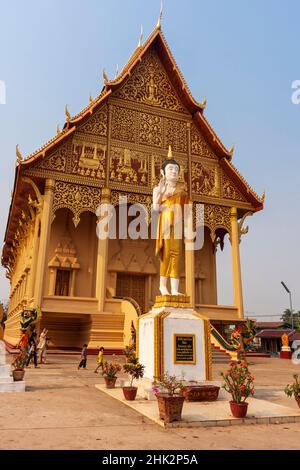 Statue de Bouddha Pha That Luang (Grand Stupa à Lao) est un stupa bouddhiste, Vientiane, capitale du Laos, en Asie du sud-est Banque D'Images