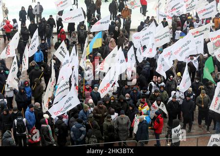 Non exclusif : KIEV, UKRAINE - 01 FÉVRIER 2022 - les participants du mouvement #SaveFOP se rassemblent à l'extérieur de la Verkhovna Rada d'Ukraine, Kiev, capitale de Banque D'Images