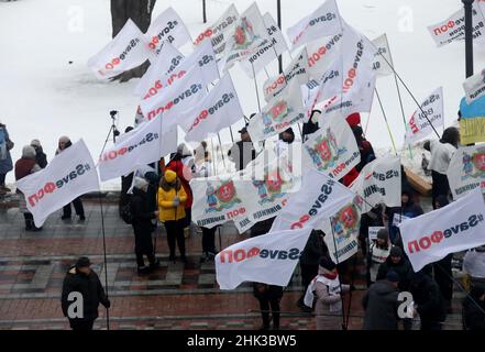 Non exclusif : KIEV, UKRAINE - 01 FÉVRIER 2022 - les participants du mouvement #SaveFOP se rassemblent à l'extérieur de la Verkhovna Rada d'Ukraine, Kiev, capitale de Banque D'Images