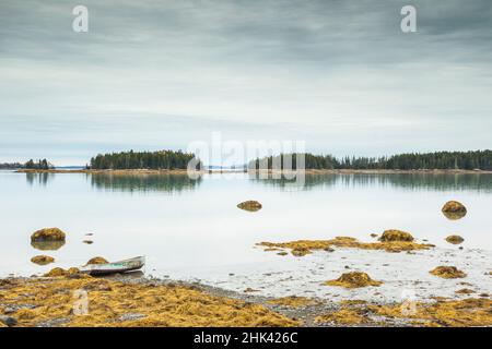 États-Unis, Maine Mountainville. Automne sur Penobscot Bay. Banque D'Images