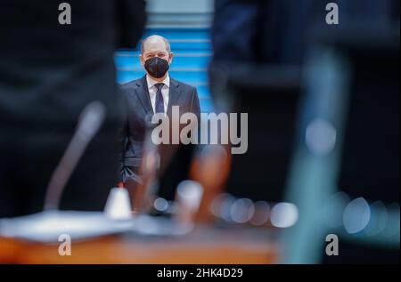 Berlin, Allemagne.02nd févr. 2022.Le chancelier OLAF Scholz (SPD) assiste à la réunion du Cabinet fédéral à la Chancellerie fédérale.Credit: Kay Nietfeld/dpa-Pool/dpa/Alay Live News Banque D'Images