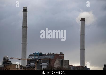 Berlin, Allemagne.02nd févr. 2022.La centrale thermique et électrique de Vattenfall Klingenberg, située dans le district de Rummelsburg, a été combinée.Il fonctionne au gaz naturel.Credit: Fabian Sommer/dpa/Alay Live News Banque D'Images