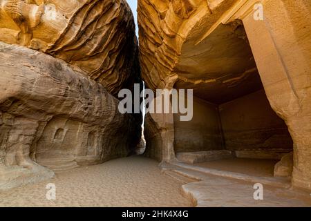 Tombe de roche, Madain Saleh (Hegra) (Al Hijr), site du patrimoine mondial de l'UNESCO, Al Ula, Royaume d'Arabie Saoudite, Moyen-Orient Banque D'Images