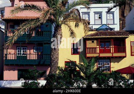 Santa Cruz, maisons dans l'Avenida Maritima, îles Canaries, la Palma, Espagne, Europe Banque D'Images