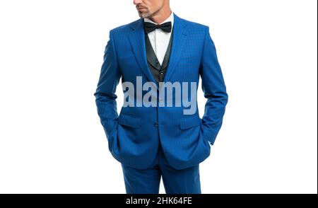 homme court en costume bleu et noeud papillon. homme d'affaires isolé sur blanc. pdg en tenue habillée Banque D'Images