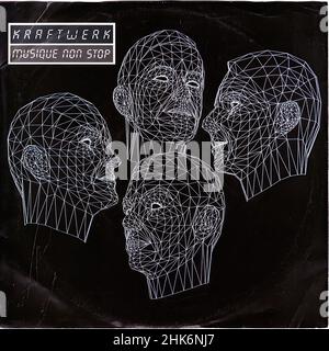 Couverture Vintage vinyle - Kraftwerk 45rpm - Music non Stop [1986] avant Banque D'Images