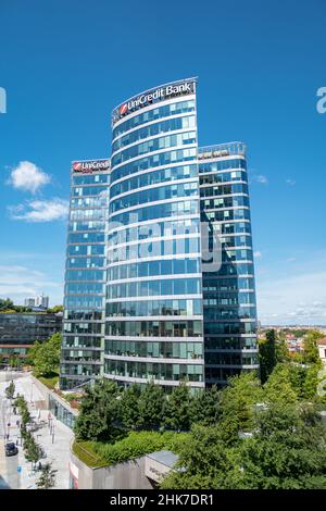 Gratte-ciel moderne de haut niveau - bâtiment Filadelfie, BB Centrum, Prague, République Tchèque Banque D'Images