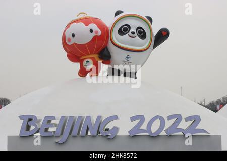 Mascottes olympiques pour les Jeux Olympiques d'hiver de Beijing 2022 au parc olympique de Beijing Banque D'Images