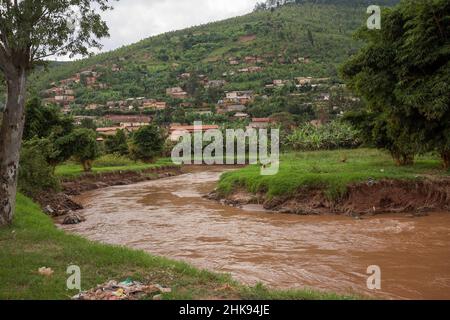 Fleuve Nyabugogo à Kigali, Rwanda Banque D'Images