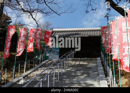 IIDA, nagano, japon, 2022/03/02 , entrée du temple Motozenkouji.Il a une relation forte avec le temple Zenkoji à Nagano, et les habitants le disent Banque D'Images