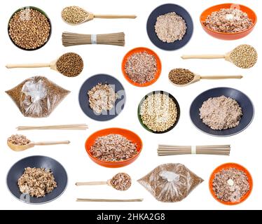ensemble de différents gruaux de sarrasin cuits et crus isolés sur fond blanc Banque D'Images