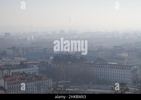 Lyon sous pollution Banque D'Images