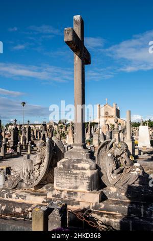 Triste ange, oeuvre de Tomàs Vila, cimetière Llucmajor, Majorque, Iles Baléares, Espagne Banque D'Images