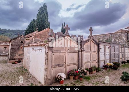 Niches funéraires, cimetière de Valldemossa, Majorque, Iles Baléares, Espagne Banque D'Images