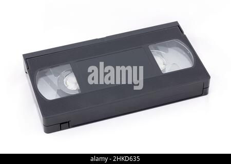 Cassette vidéo VHS isolée sur fond blanc Banque D'Images