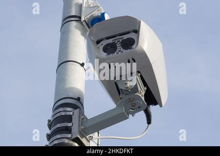 La caméra Siemens Sicore II ANPR installée dans le Grand Manchester dans le cadre de l'infrastructure de la zone Air pur (CAZ), dont le déploiement est prévu pour mai 2022 Banque D'Images