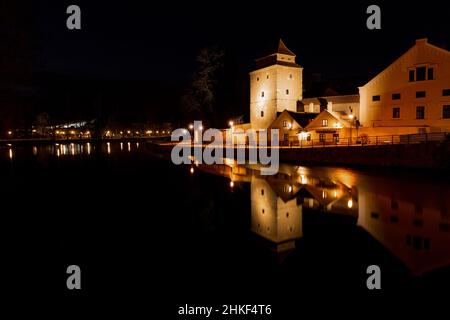 Tour de la jeune fille de fer (Zelezna panna - en tchèque) sur le remblai de Zatkov (Zatkovo nabrezi).Ceske Budejovice, Tchéquie Banque D'Images