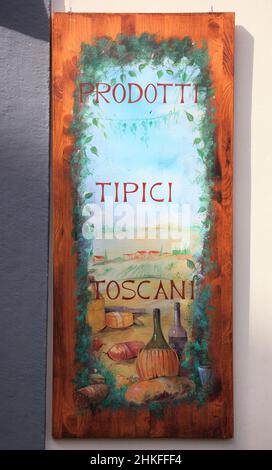 'Signer avec l'inscription ''produits typiques de la Toscane'' dans un magasin à Florence, Florence, Toscane, Italie' Banque D'Images