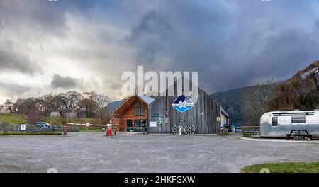 FOYERS HIGHLAND SCOTLAND WIGWAM LOCH NESS RIVAGES CAMP OU SITE DE CAMPING Banque D'Images