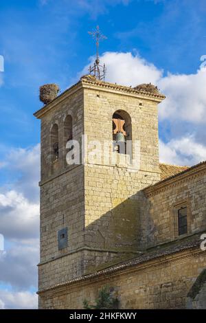 Espagne, Castille et León, la Meseta, Boadilla del Camino, village sur la Camino Francés, route espagnole du pèlerinage à Saint-Jacques-de-Compostelle, classée au patrimoine mondial de l'UNESCO, église Santa Maria de la Asunción datant du 16th siècle Banque D'Images