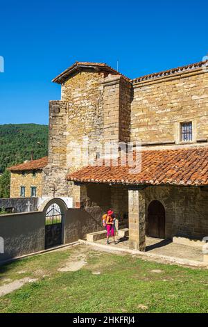 Espagne, Navarre, Ilarraz, randonnée sur la Camino Francés, route espagnole du pèlerinage à Saint-Jacques-de-Compostelle, classée au patrimoine mondial de l'UNESCO, chapelle de Sainte-Lucie Banque D'Images