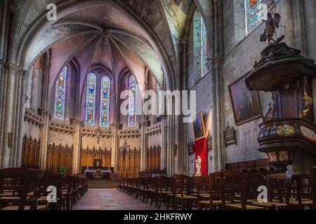 France, Gironde, la Reole, ville d'Art et d'Histoire, scène sur la via Lemovicensis ou Vezelay Way, l'une des voies principales vers Saint-Jacques-de-Compostelle, église Saint-Pierre Banque D'Images