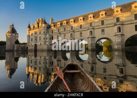 France, Indre et Loire, excursion canadienne en canoë dans la vallée du cher sous, ou près du château de Chenonceau Banque D'Images