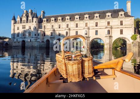 France, Indre et Loire, excursion canadienne en canoë dans la vallée du cher sous, ou près du château de Chenonceau Banque D'Images