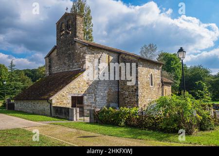 France, Pyrénées-Atlantiques, l'Hôpital-d'Orion, village sur la via Lemovicensis ou Vezelay Way, l'une des voies principales vers Saint-Jacques-de-Compostelle, église Sainte-Marie-Madeleine datant du 12th siècle Banque D'Images