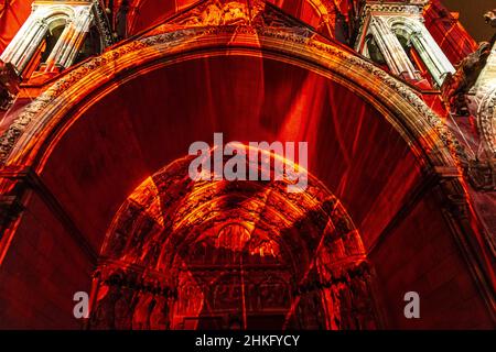 France, Aisne (02), Laon, spectacle son et lumière sur la façade de la cathédrale (3D cartographie) Banque D'Images